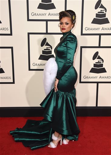 She toured with Lenny Kravitz in 2015