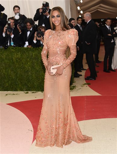 Beyonce made her acting debut in MTV’s ‘Hip Hopera: Carmen’