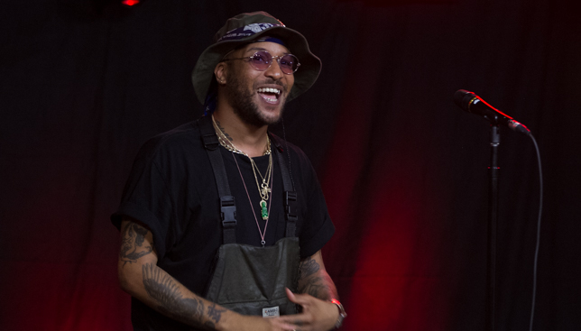 Ro James