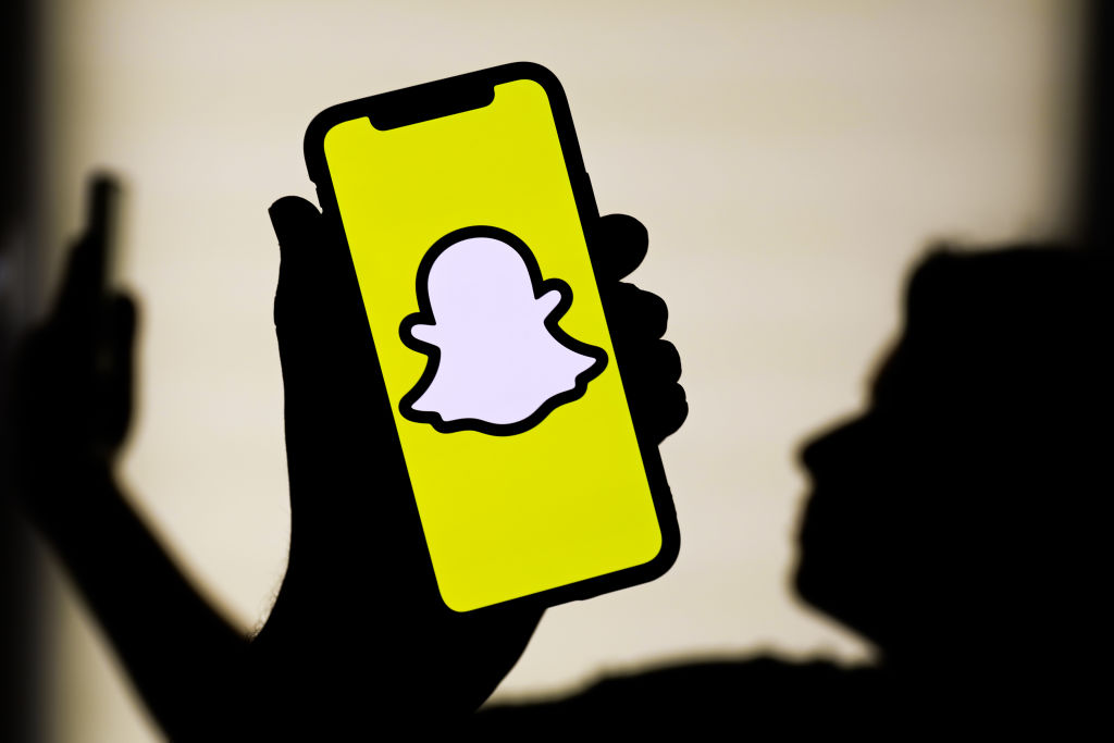Messaging Apps Photo Illustration