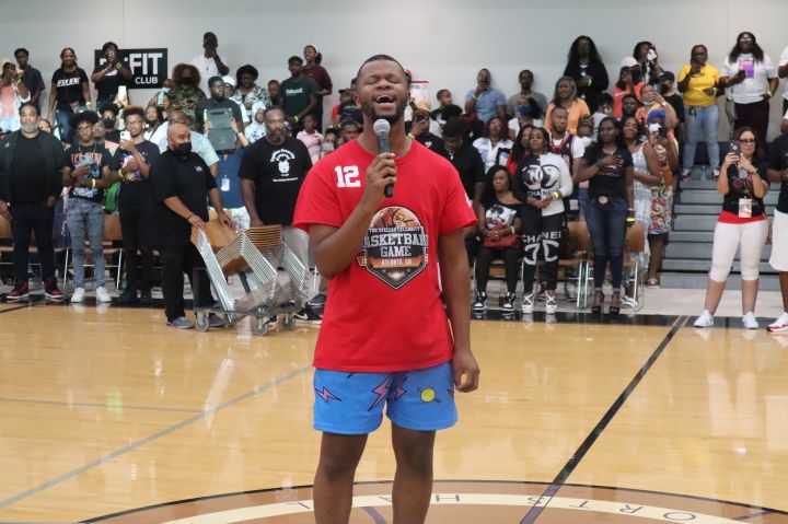 Kelontae Gavin Celebrity Basketball Game
