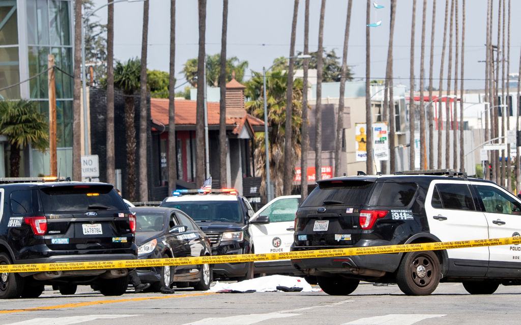US-CRIME-SHOOTING-POLICE