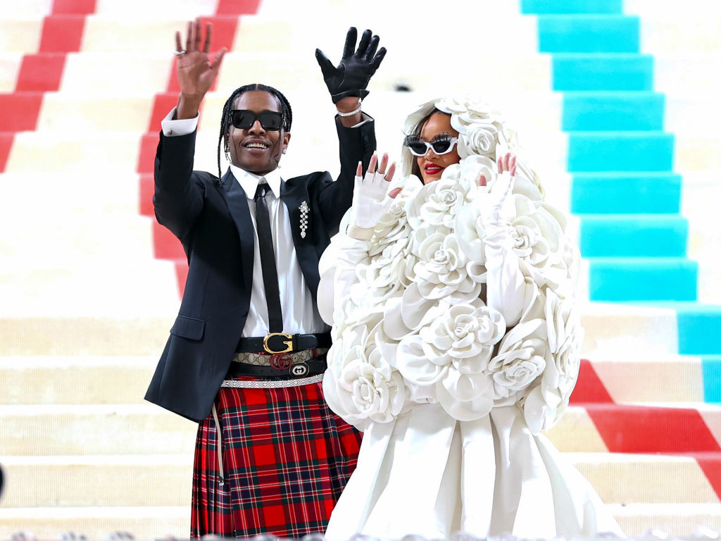 The 2023 Met Gala Celebrating "Karl Lagerfeld: A Line Of Beauty" - Street Sightings