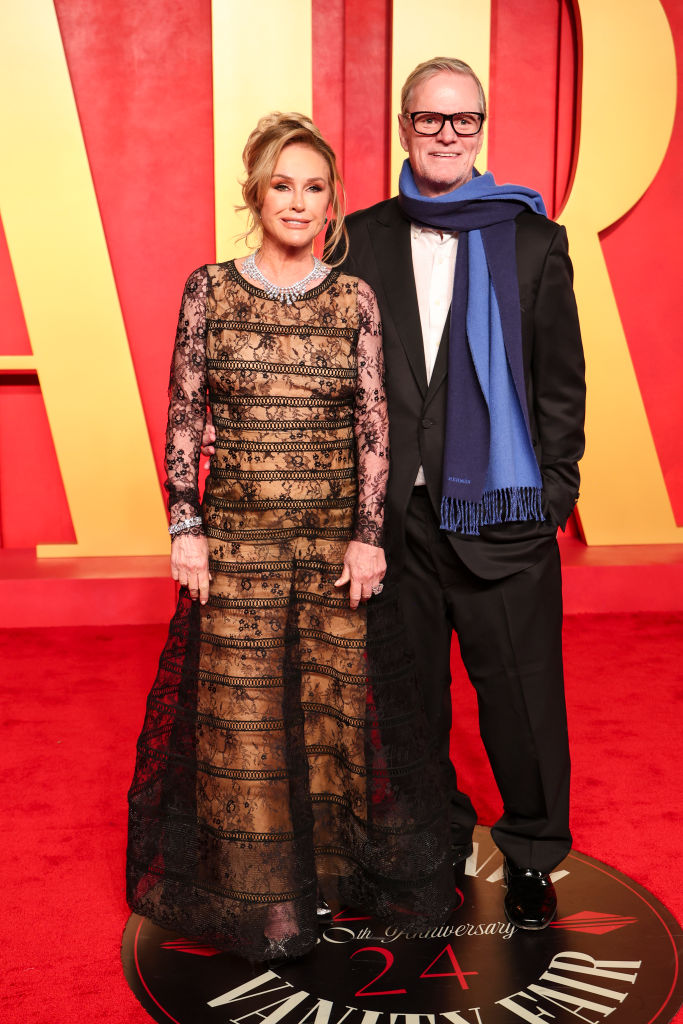 Celebs Wear Dramatic Fashions at the Vanity Fair Oscars Party