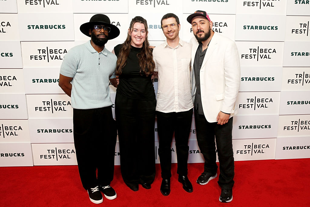 Shorts: NY People Watching - 2024 Tribeca Festival