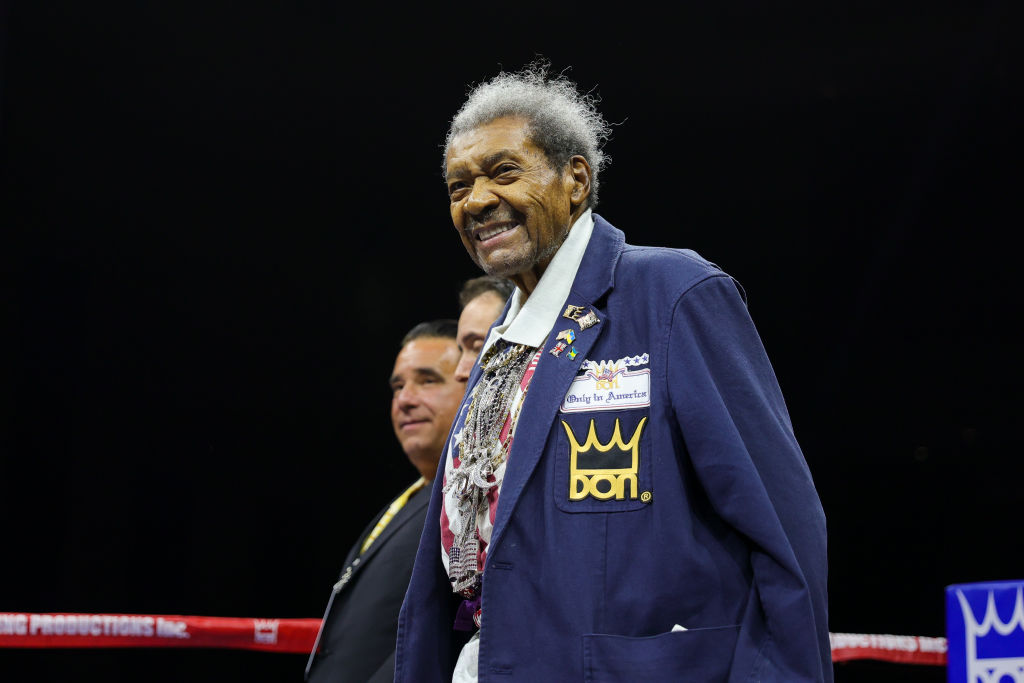 Adrien Broner v Blair Cobbs